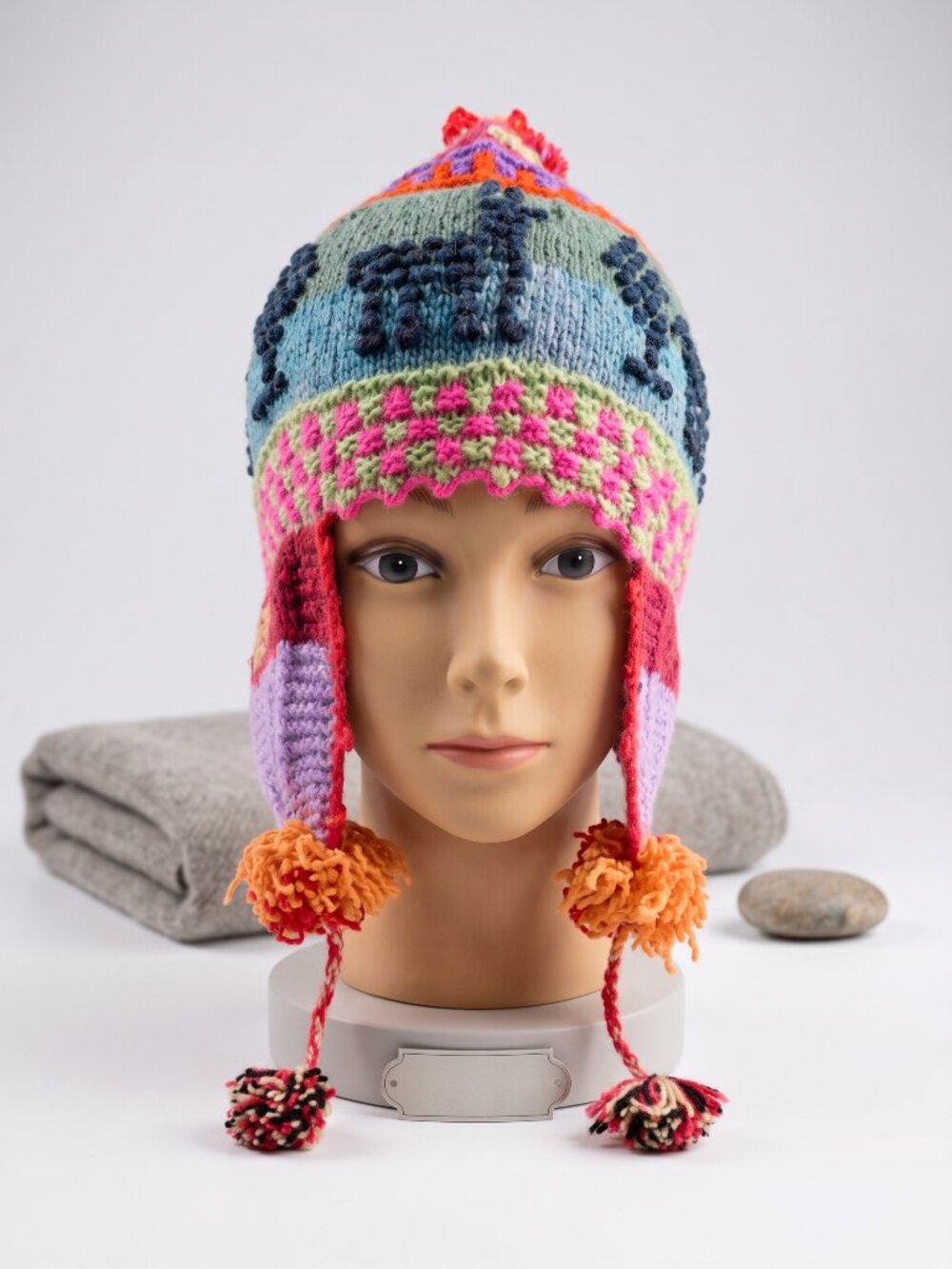 Peruvian Chullo Hat – Andean Sheep's Wool – Warm Winter Beanie